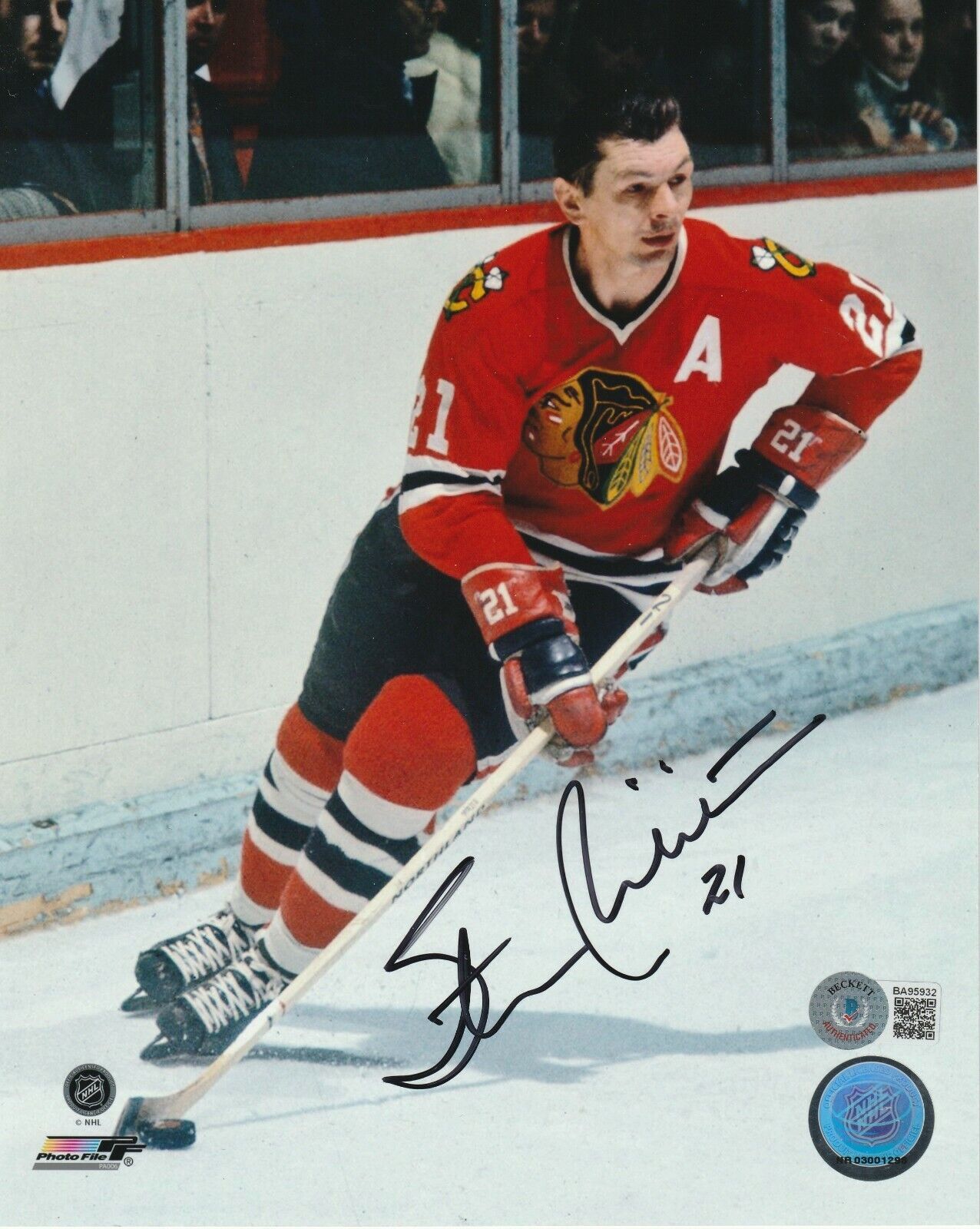 STAN MIKITA Signed Chicago BLACKHAWKS 8x10 Photo Poster painting w/ Beckett COA