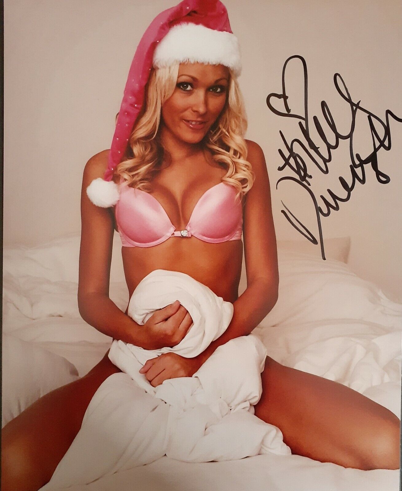 Holly dorough signed 8x10