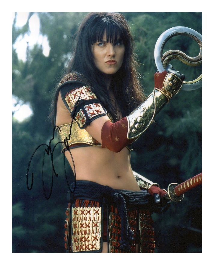 LUCY LAWLESS - XENA AUTOGRAPHED SIGNED A4 PP POSTER Photo Poster painting PRINT