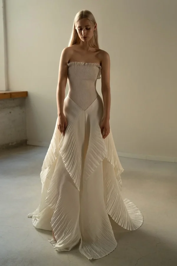 chic beige pleated strapless contrast color stitching prom dress zt0609 Chic Beige Pleated Strapless Contrast Color Stitching Prom Dress ZT0609