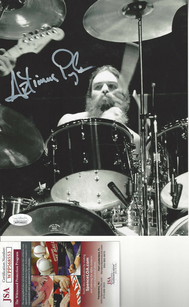 Lynryd Skynyrd drummer Artims Pyle autographed 8x10 up close B/W Photo Poster painting JSA Cert