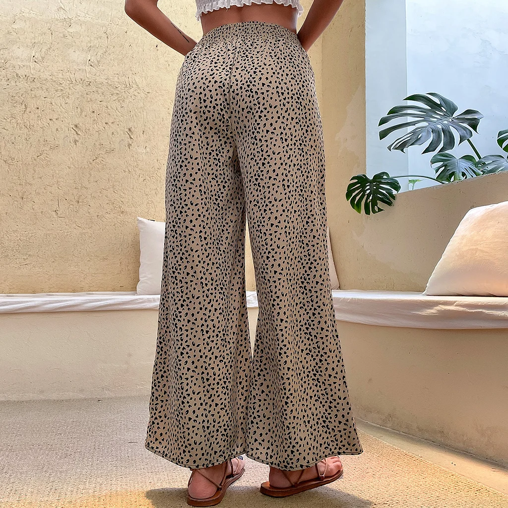 Spring Pants Styling Tips for Women Over 50: Flattering Cuts and Seasonal Trends