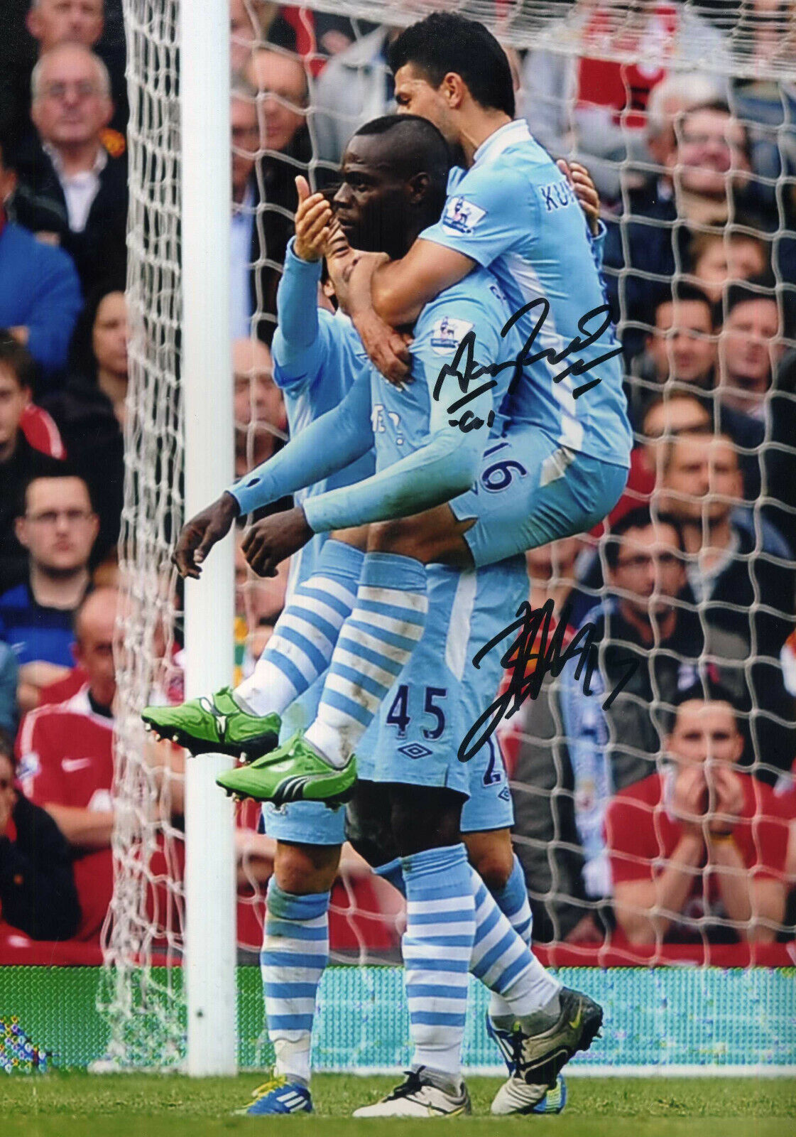 SERGIO AGUERO & MARIO BALOTELLI Signed Photo Poster paintinggraph Manchester City - Preprint