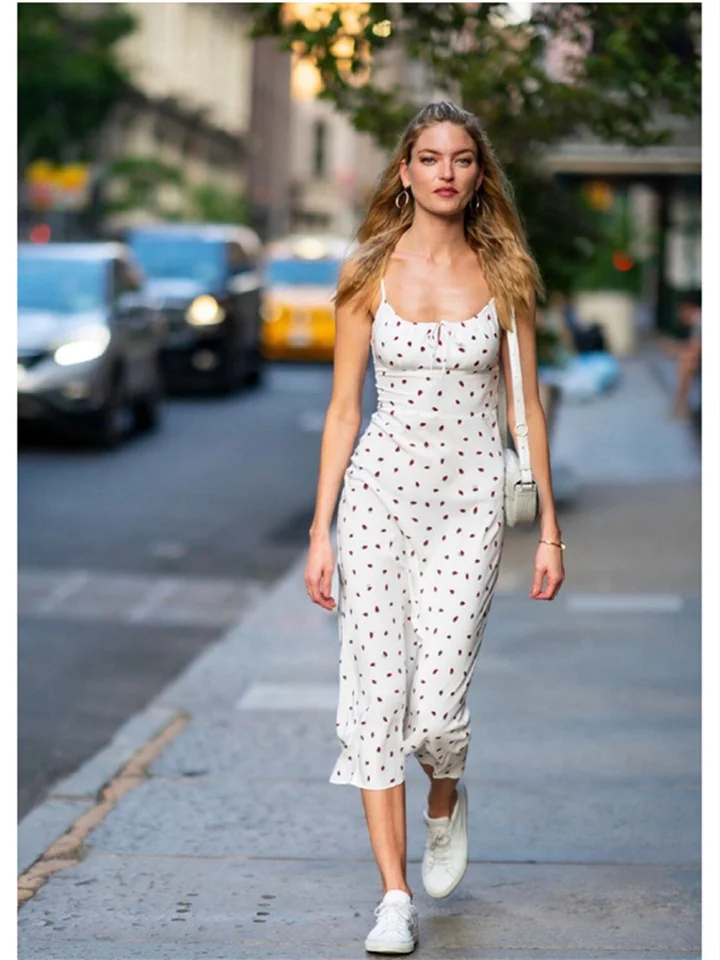 Fashion Backless Pleated Suspender Lace Up High Waist Strawberry Print Dress White Dresses | EGEMISS
