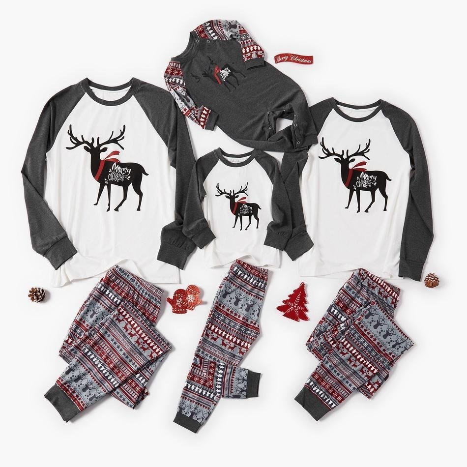 Family Matching Reindeer Top and Christmas Traditional Print Pants Pajamas Set、、sdecorshop