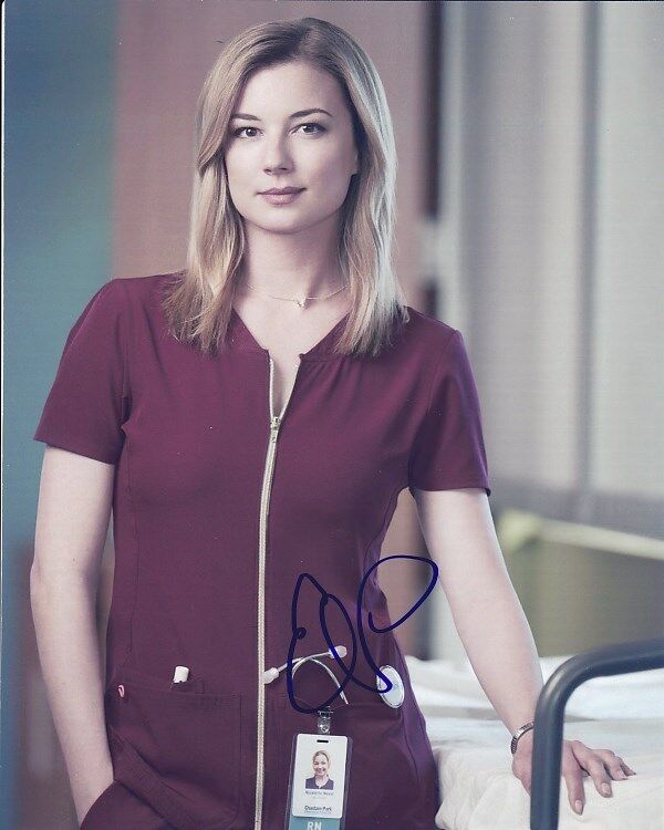 EMILY VANCAMP signed autographed 8x10 THE RESIDENT NICOLETTE NEVIN Photo Poster painting