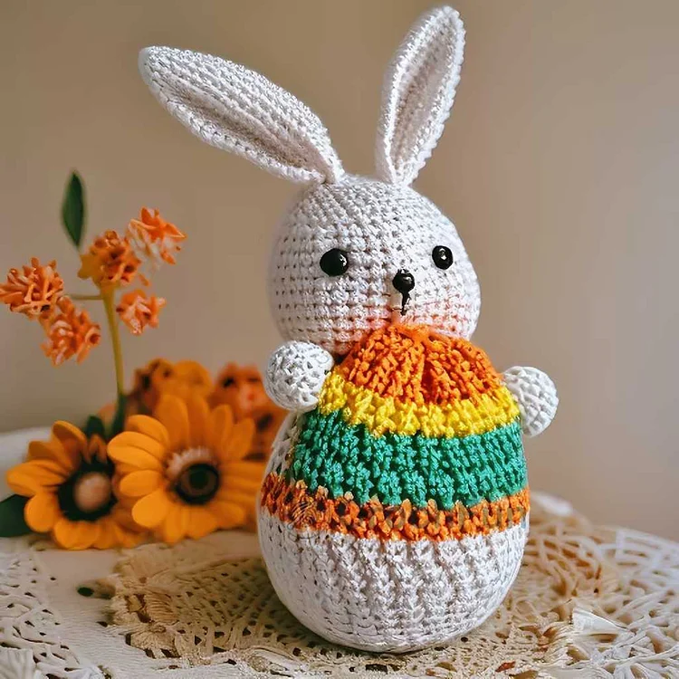 YarnSet - New Crochet Kit For Beginners - Easter Bunny and Colored Egg