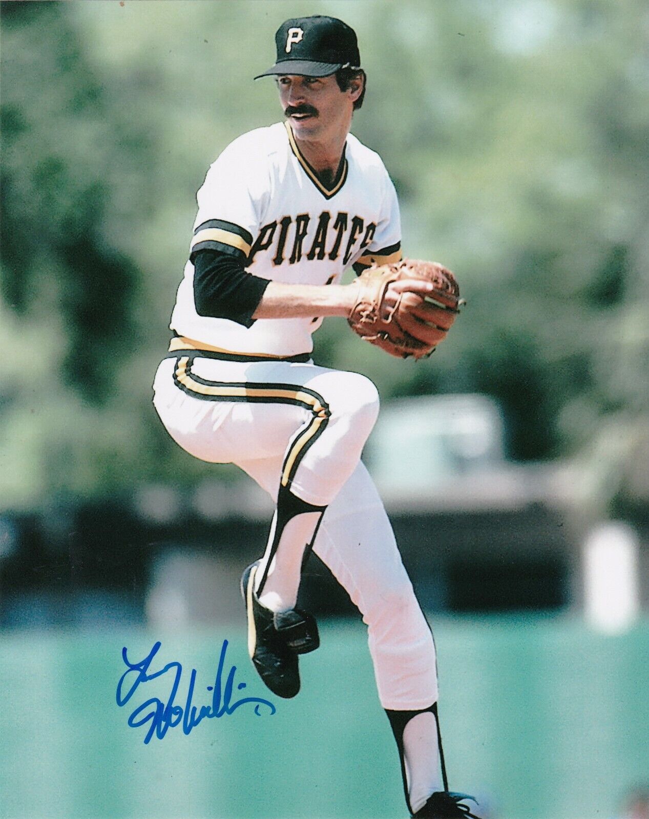 LARRY MCWILLIAMS PITTSBURGH PIRATES ACTION SIGNED 8x10