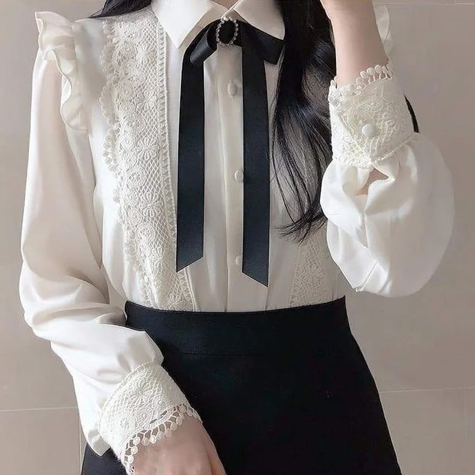 Fashion Ruffled Single Breasted Button White Blouse SP16134