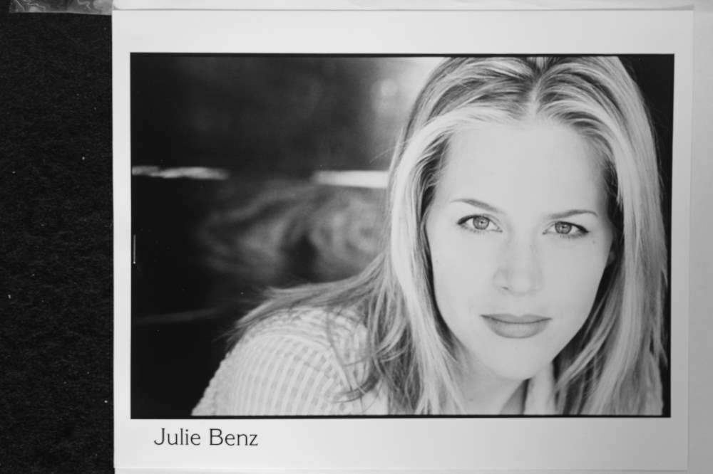 Julie Benz - 8x10 Headshot Photo Poster painting with Resume - Buffy; Roswell - Dexter