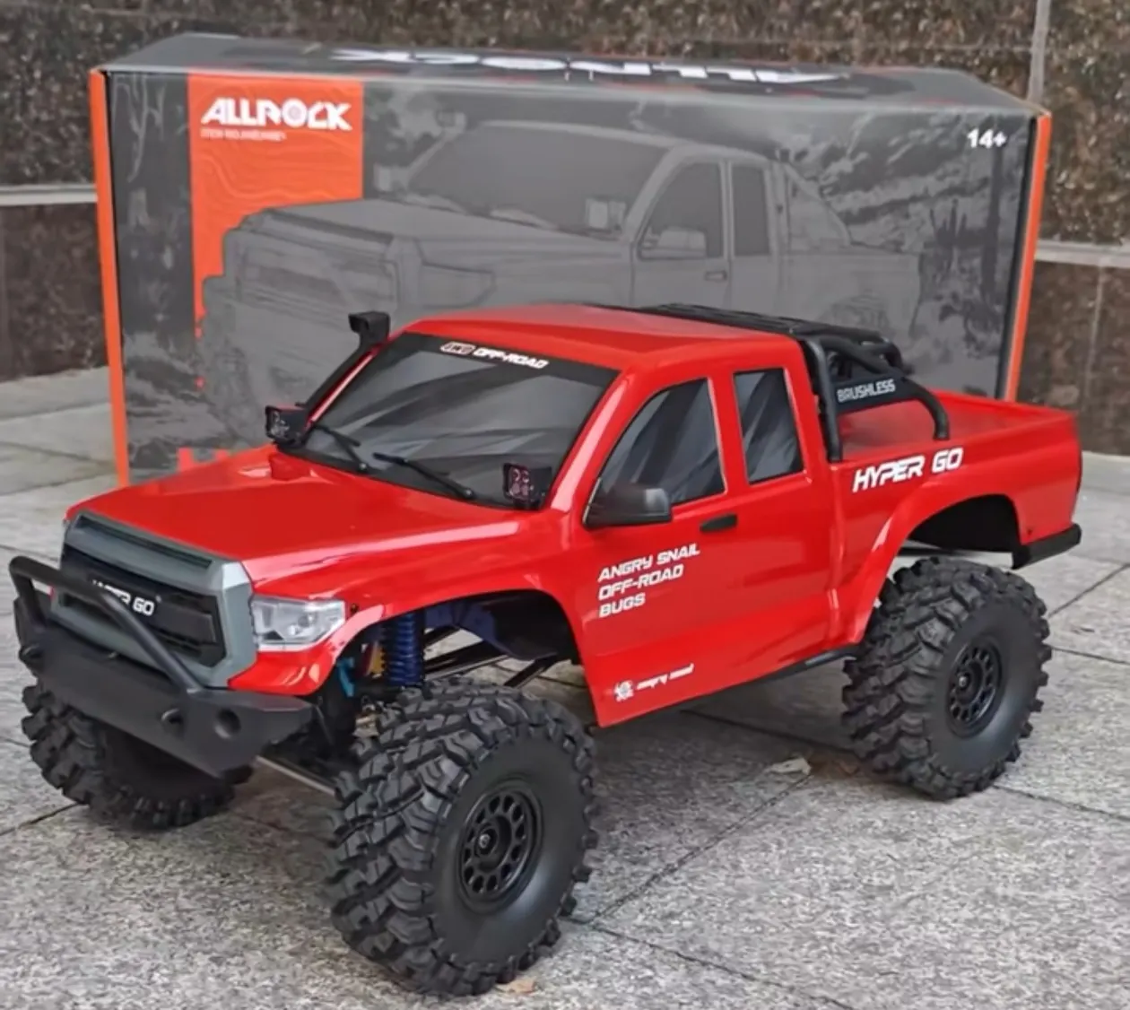 MJX Hyper Go H8E 1/8 Allrock Crawler Car