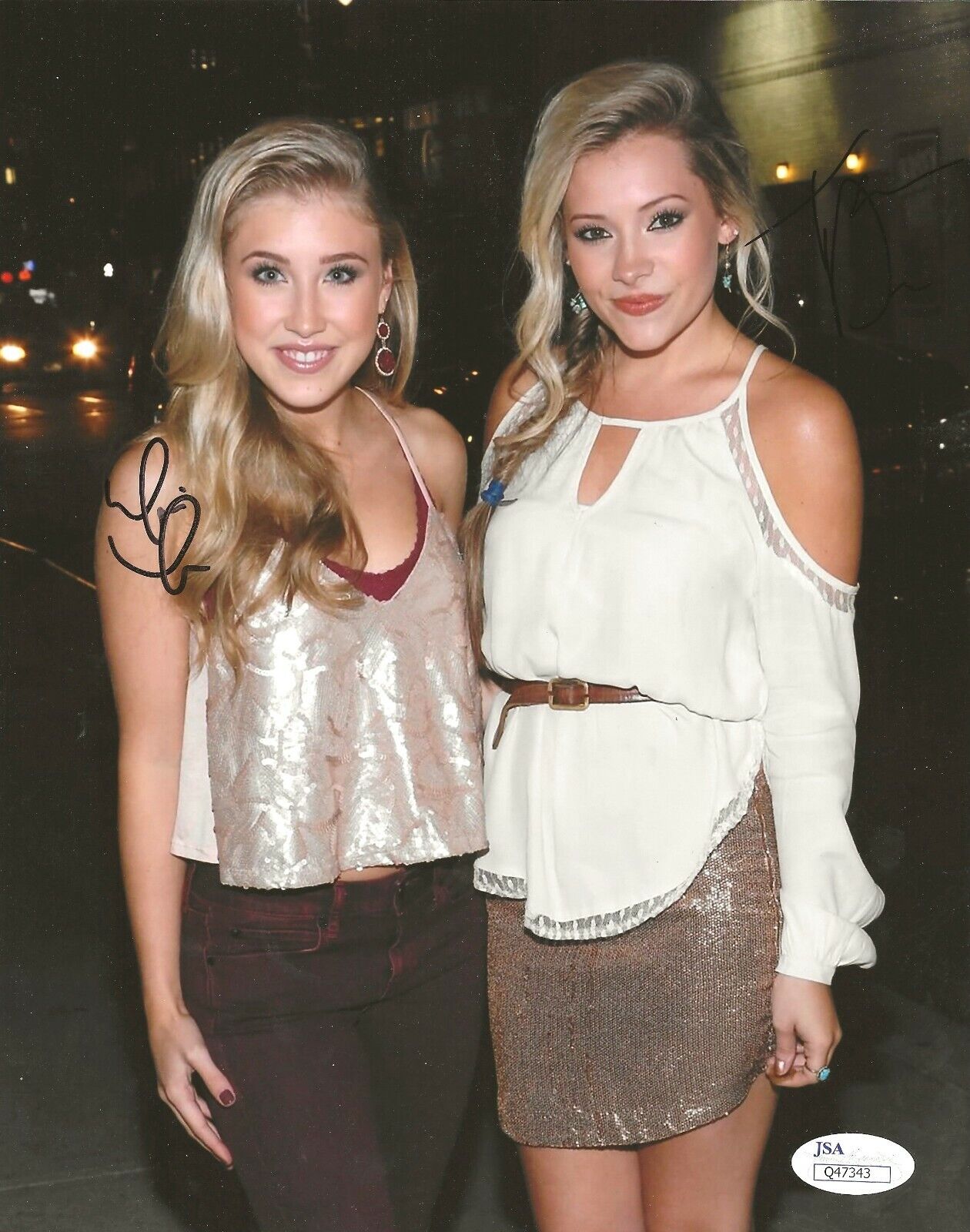 Maddie & Tae REAL hand SIGNED Photo Poster painting #1 JSA COA Autographed Country Duo