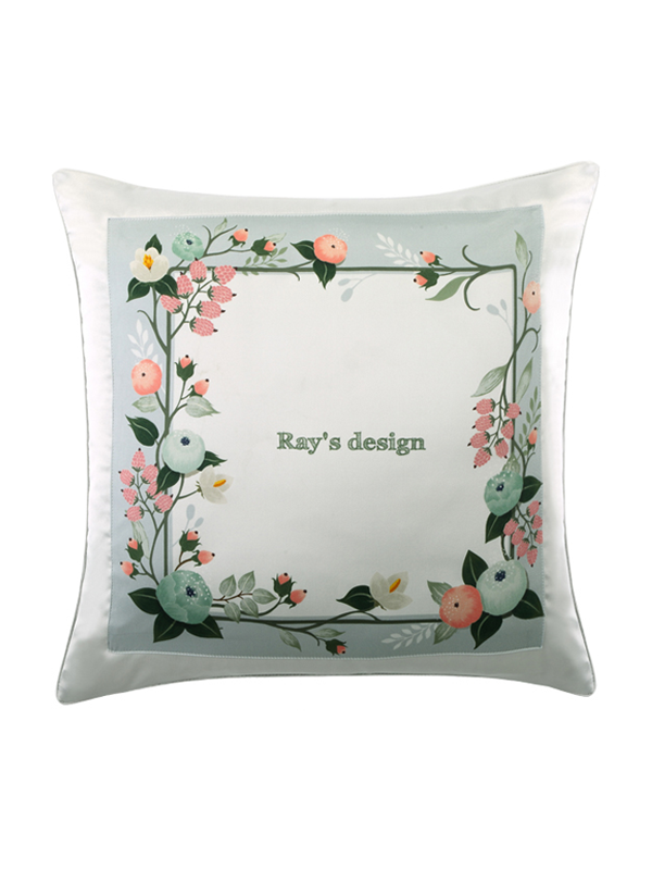 19 MOMME Housse de coussin en soie Guirlande 1