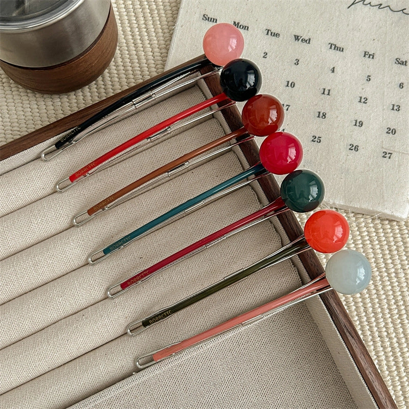 Cute Minimalist Women's Solid Color Arylic Hair Clip