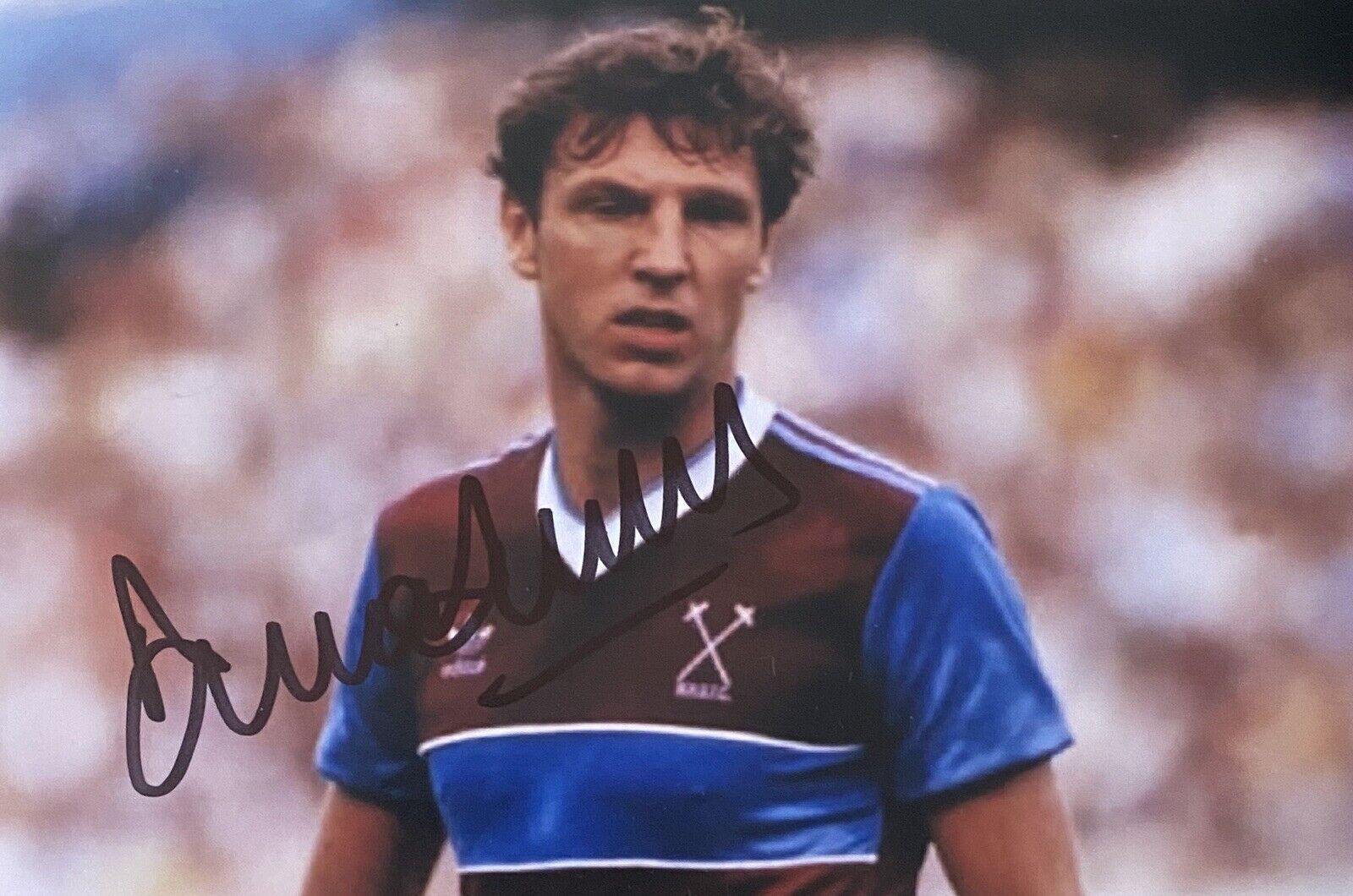 Alvin Martin Genuine Hand Signed West Ham United 6X4 Photo Poster painting 4