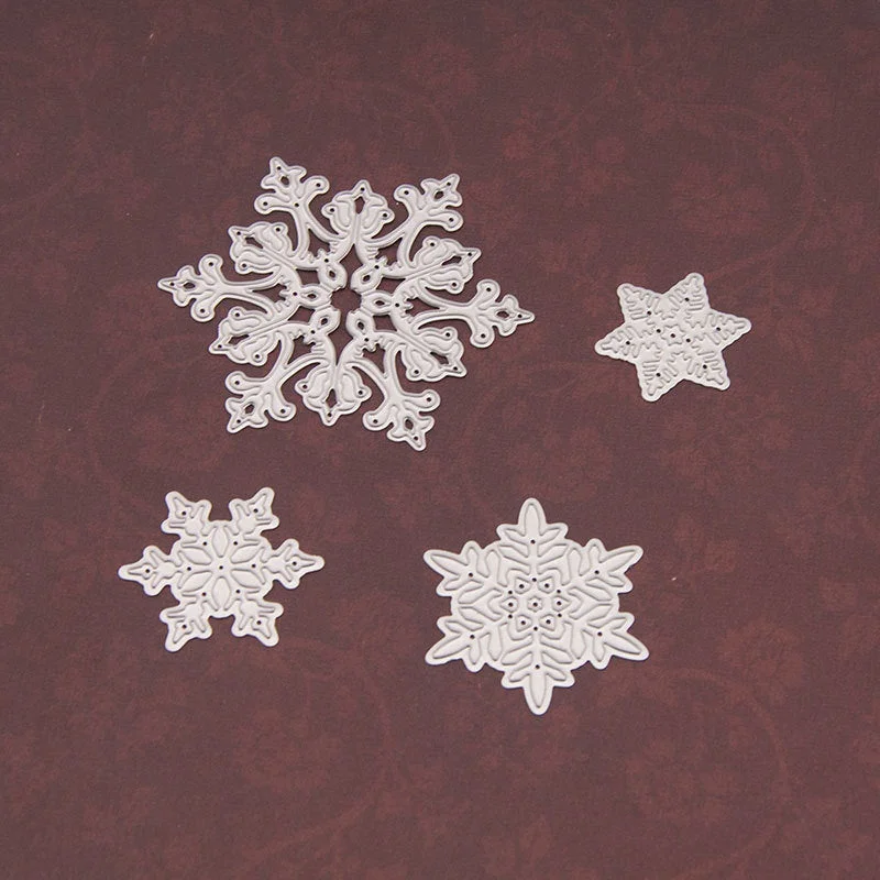 4pcs/set Snowflake Cutting Dies Christmas Metal Cutting Dies Stencils Die Cut for DIY Scrapbooking Album Paper Card Embossing