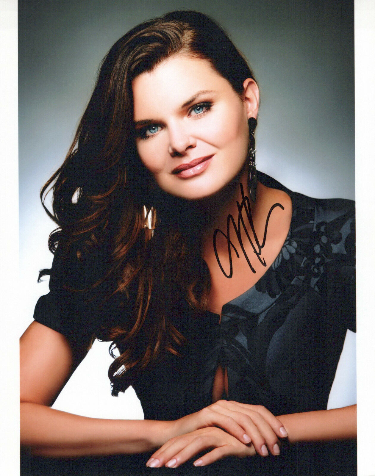 Heather Tom glamour shot autographed Photo Poster painting signed 8x10 #8