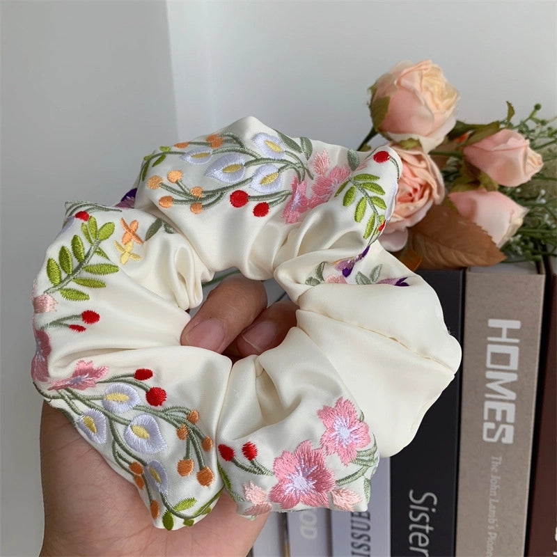 Elegant Minimalist Women’s Flower Cloth Hair Tie