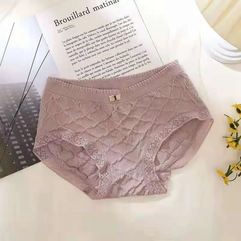 New Women's Cotton Underwear Sexy Lace Panties Fashion Seamless Plus Size Comfort Briefs Mid Waist Seamless Underpants Lingerie