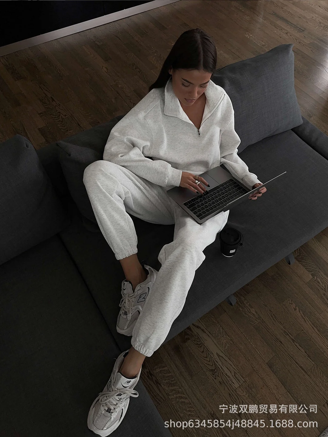 Athvotar Athvotar Velvet Half Zipper Collar Collar Sweater 30 Cotton Leisure Sports Blouse Woman In Autumn And Winter 2025