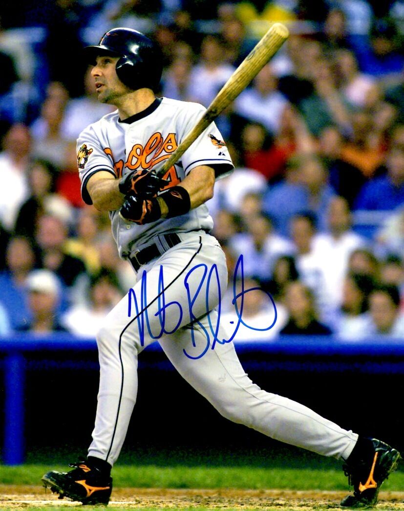 Autographed MIKE BORDICK Baltimore Orioles 8x10 Photo Poster painting- COA