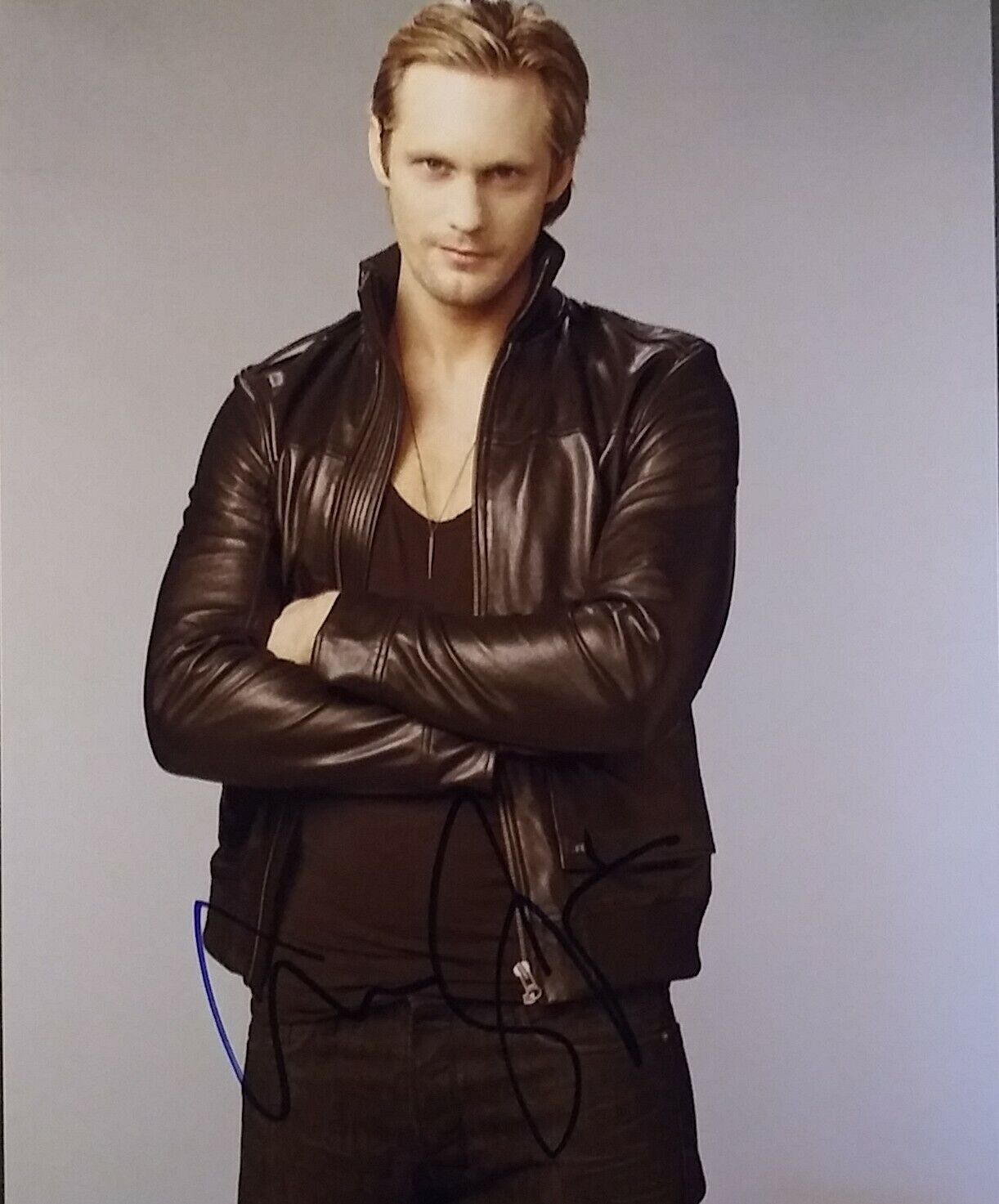 Alexander Skarsgard signed 8x10