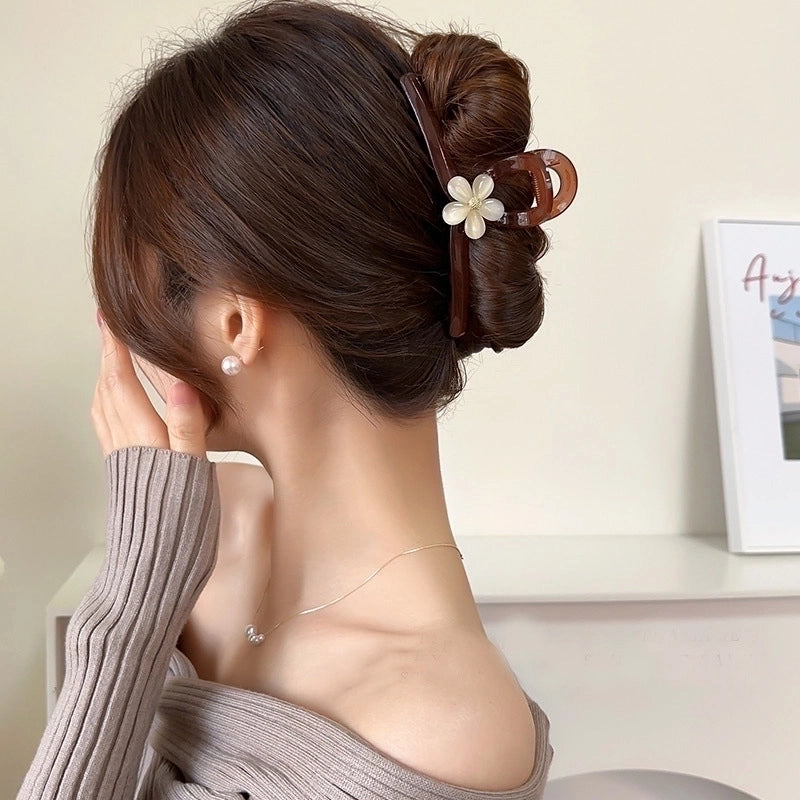 Vintage Style Flower Plastic Hair Claws