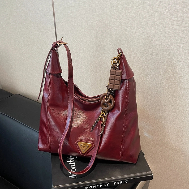 Women’s Medium Pu Leather Solid Color Classic Style Streetwear Square Zipper Underarm Bag