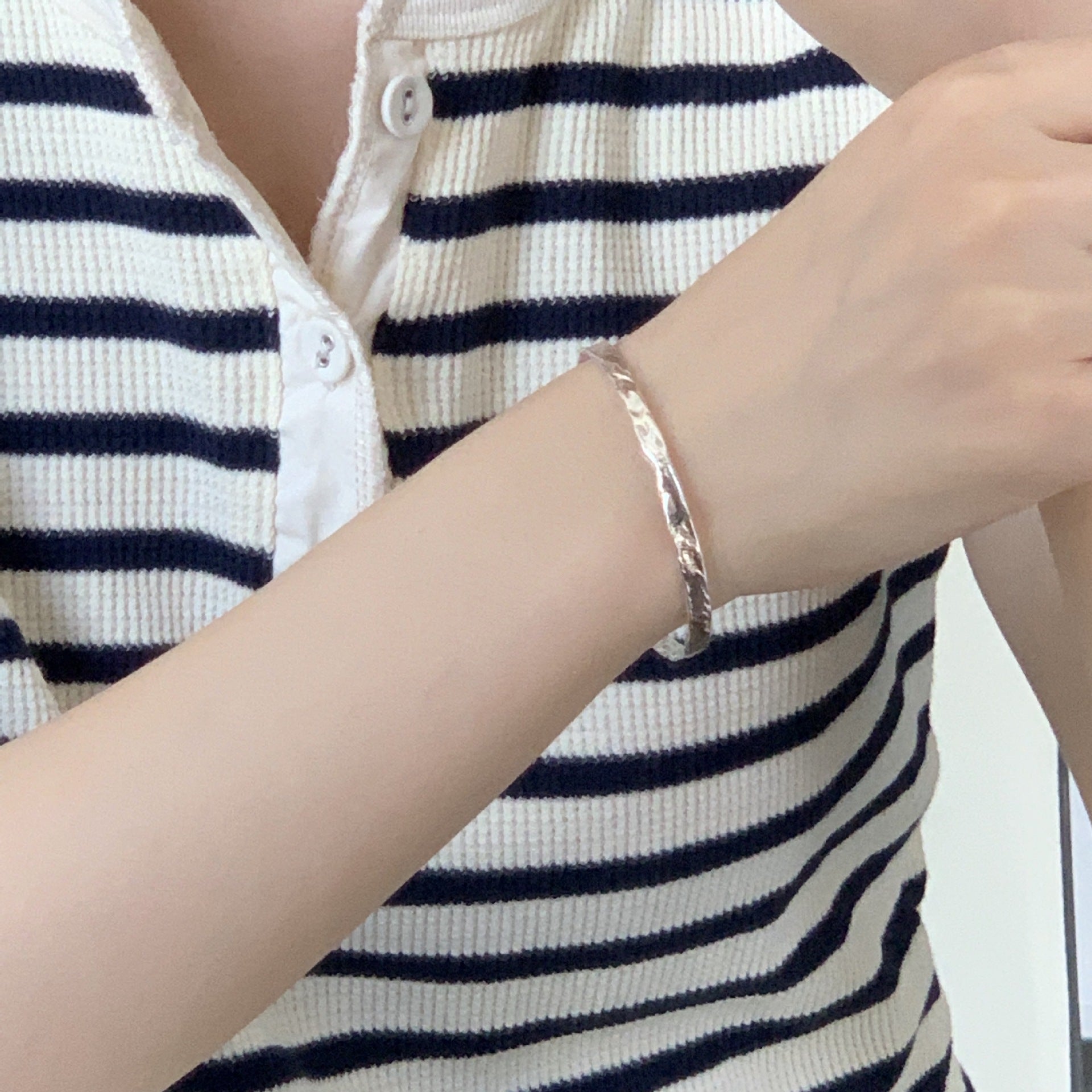 925 Sterling Silver IG Style Textured Silver Polishing Bangles