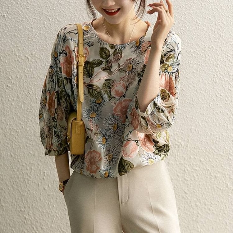 Shift Short Sleeve Floral Blouse QueenFunky