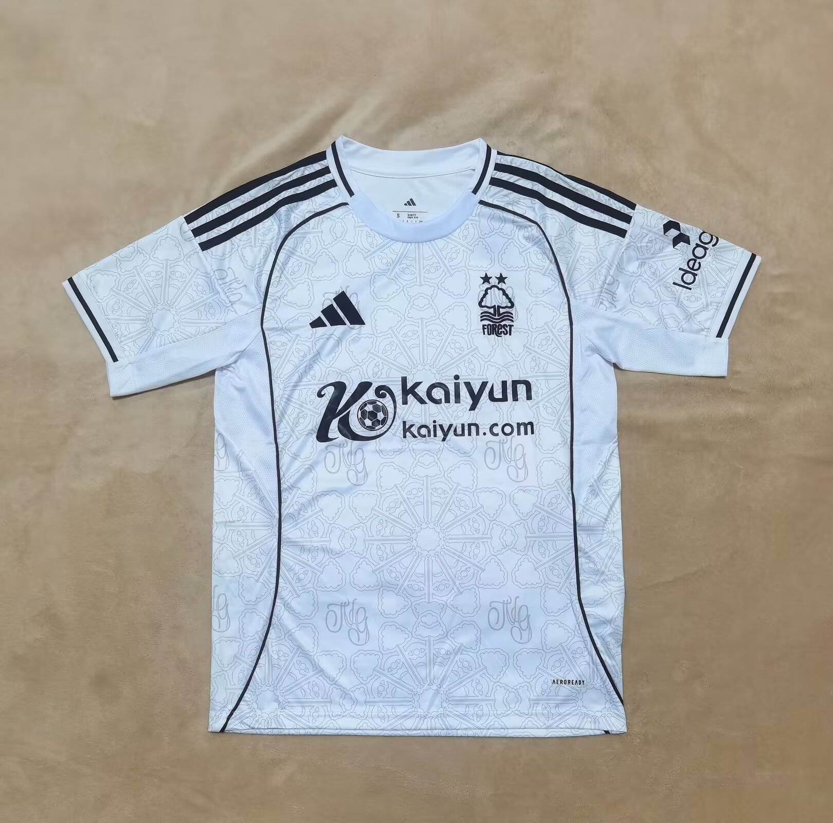 2025/2026 Nottingham Forest Away Football Shirt