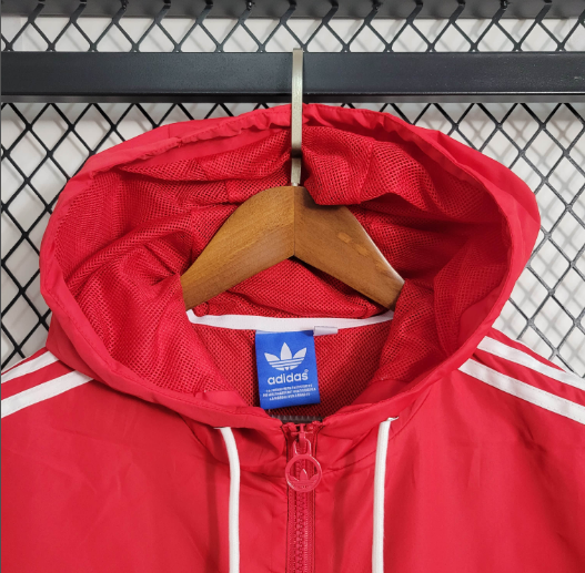 23/24 Windbreaker Manchester United Red Football T-Shirt 1:1  Quality