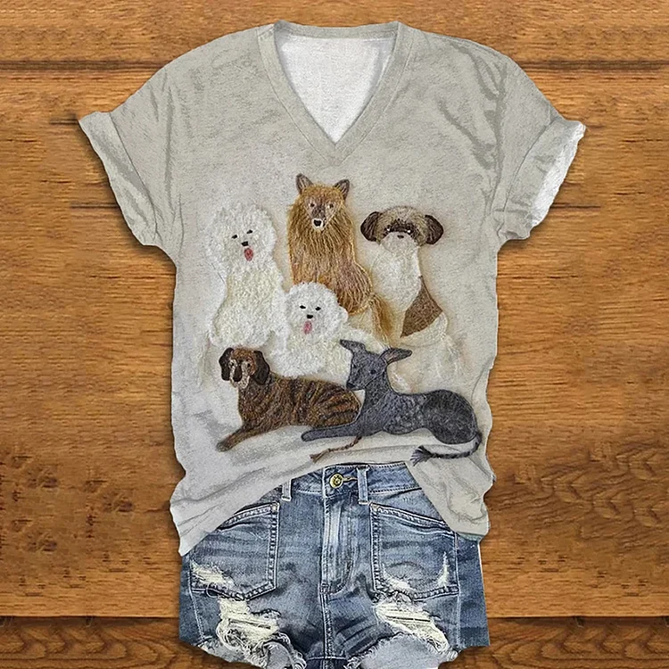 Women's Dog Art Print V-Neck T-Shirt