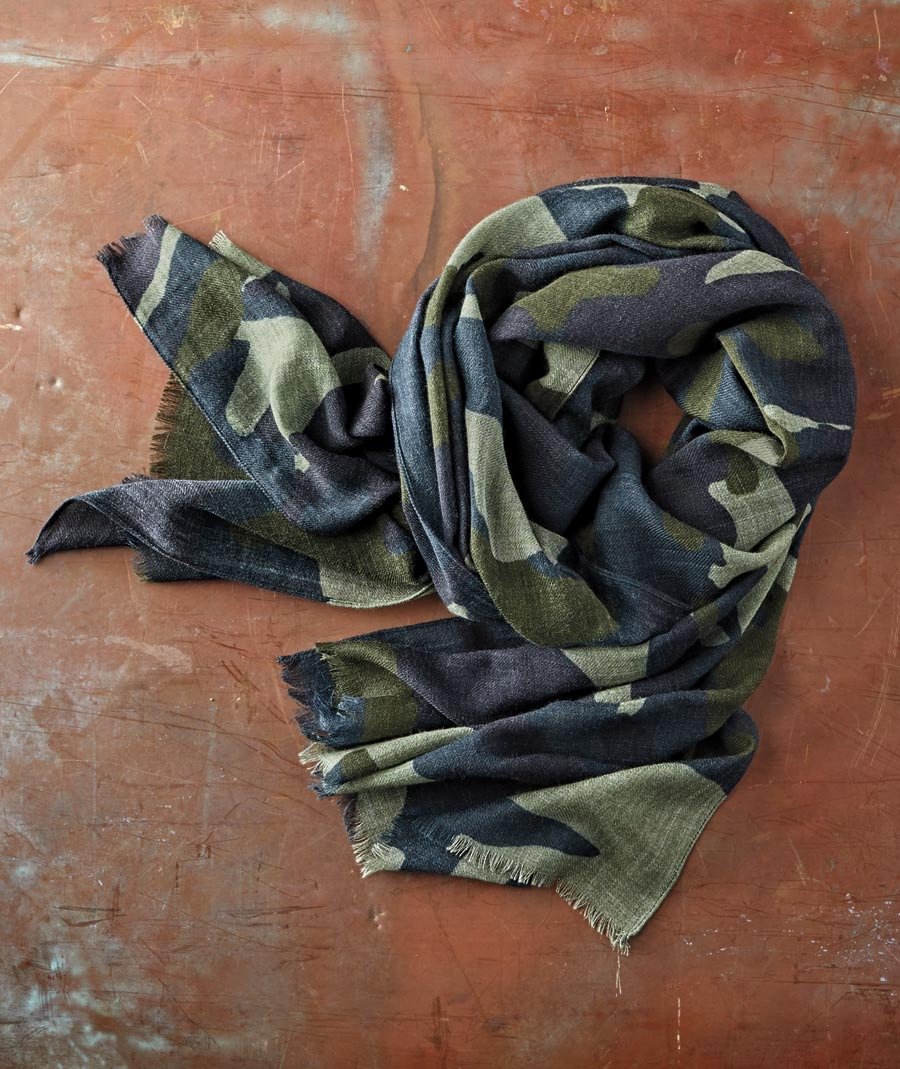 Men's vintage print scarf
