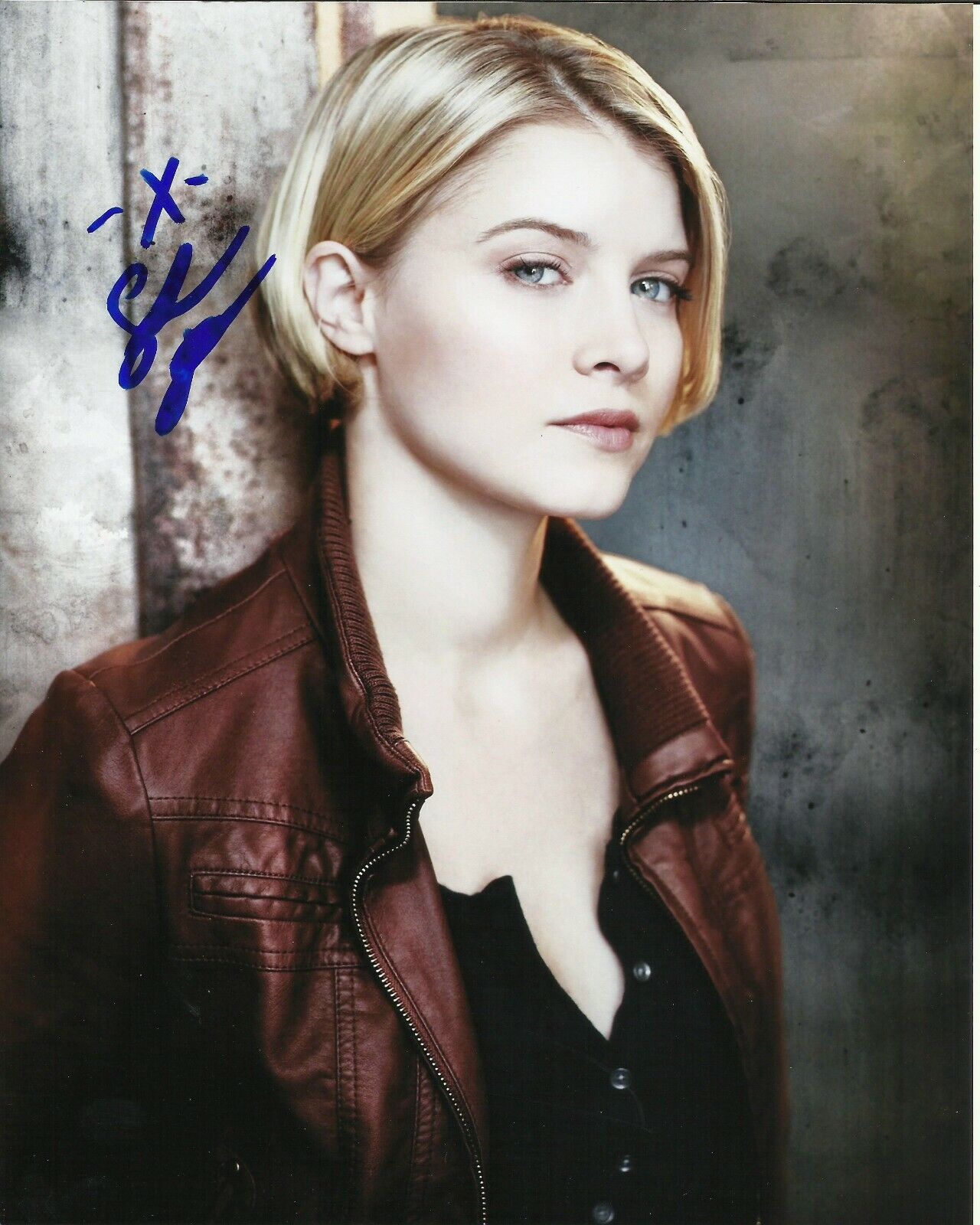 SARAH JONES SIGNED SEXY ALCATRAZ Photo Poster painting UACC REG 242 (1)