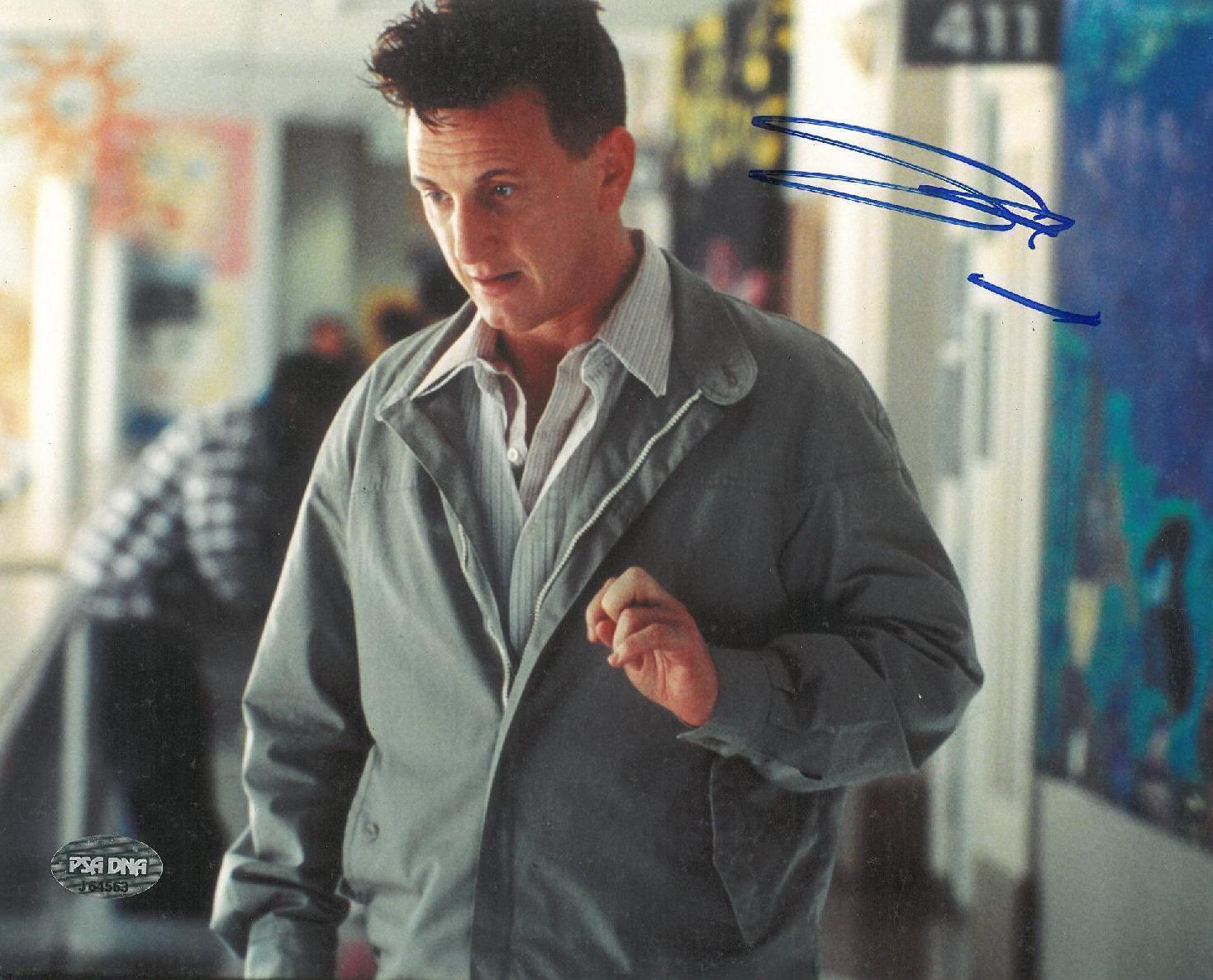 Sean Penn Signed Authentic Autographed 8x10 Photo Poster painting (PSA/DNA) #J64563