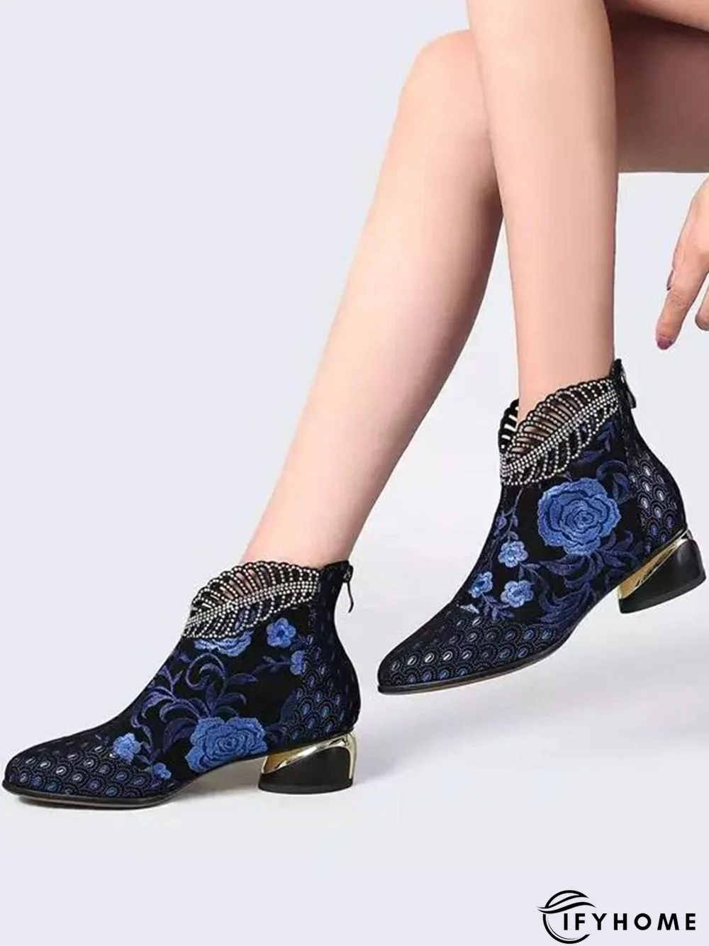 Retro Ethnic Embroidered Rhinestone Chunky Heel Zipper Boots | IFYHOME