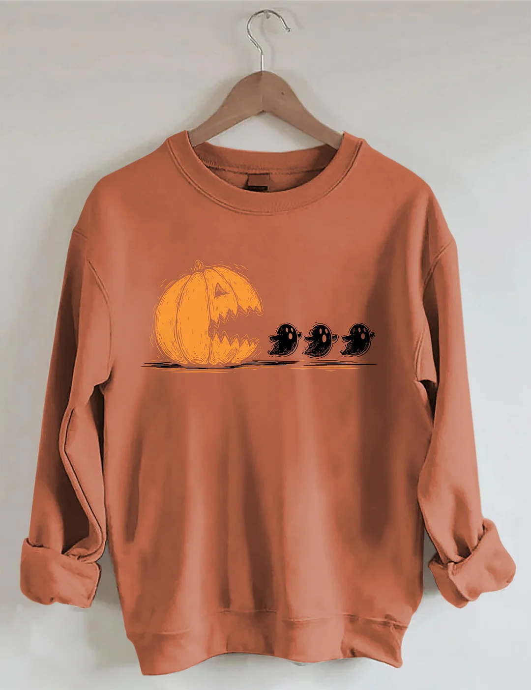 Trendy Halloween Pumpkin Chasing Ghost Sweatshirt