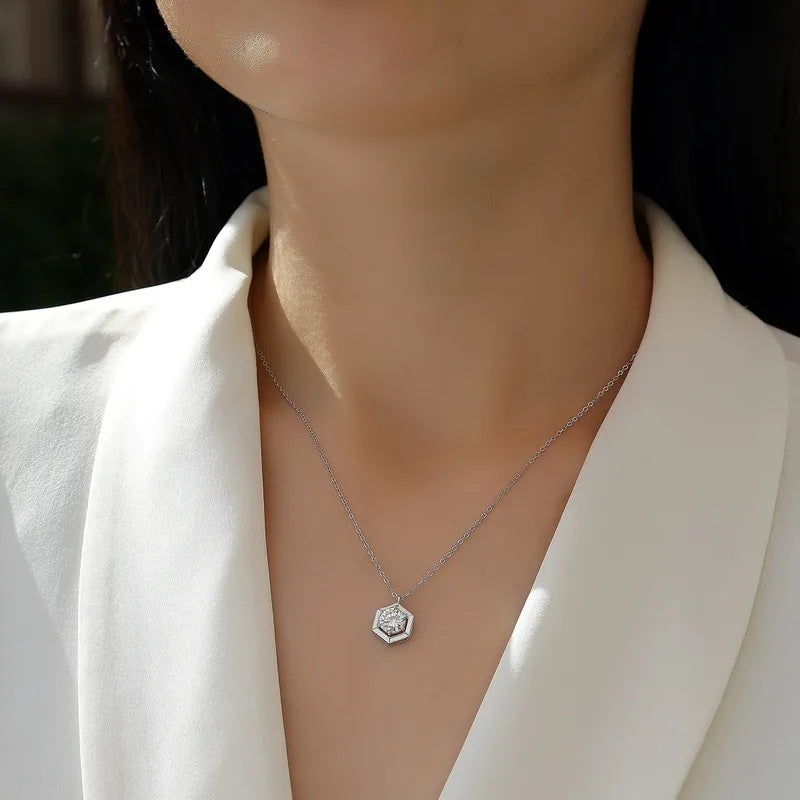 1.0ct 925 Sterling Silver Moissanite Cable Chain Polishing Inlay Geometric GRA Certificate Pendant Necklace