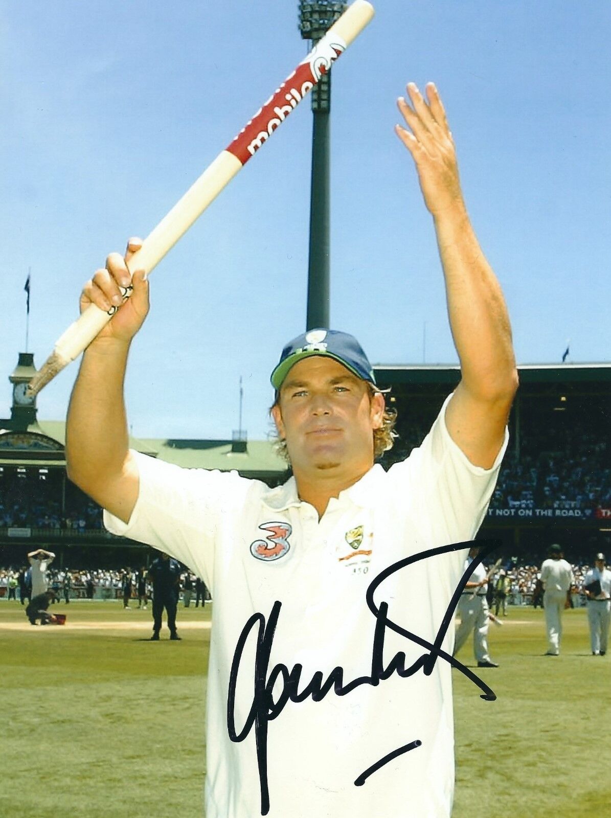 SHANE WARNE SIGNED 8x11 Photo Poster painting - UACC & AFTAL CRICKET AUTOGRAPH - FULL SIGNATURE