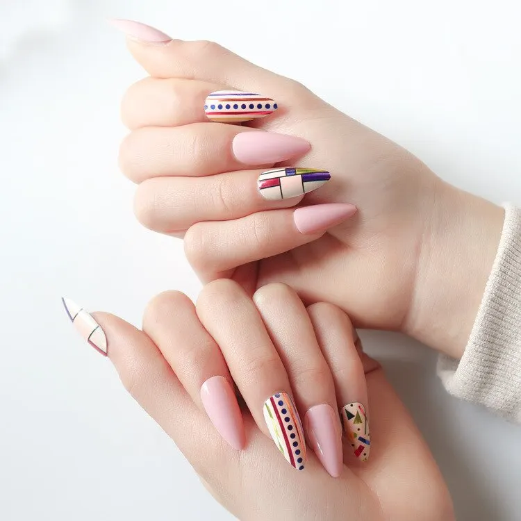 Fake Nails with Glue Metal Color False Nail Art Tips Press on Coffin Stick Designs Clear Set Full Cover Artificial Short Kiss-Nail Inspo