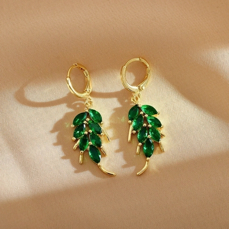 1 Pair Minimalist Leaves Inlay Stainless Steel Zircon Gold Plated Drop Earrings