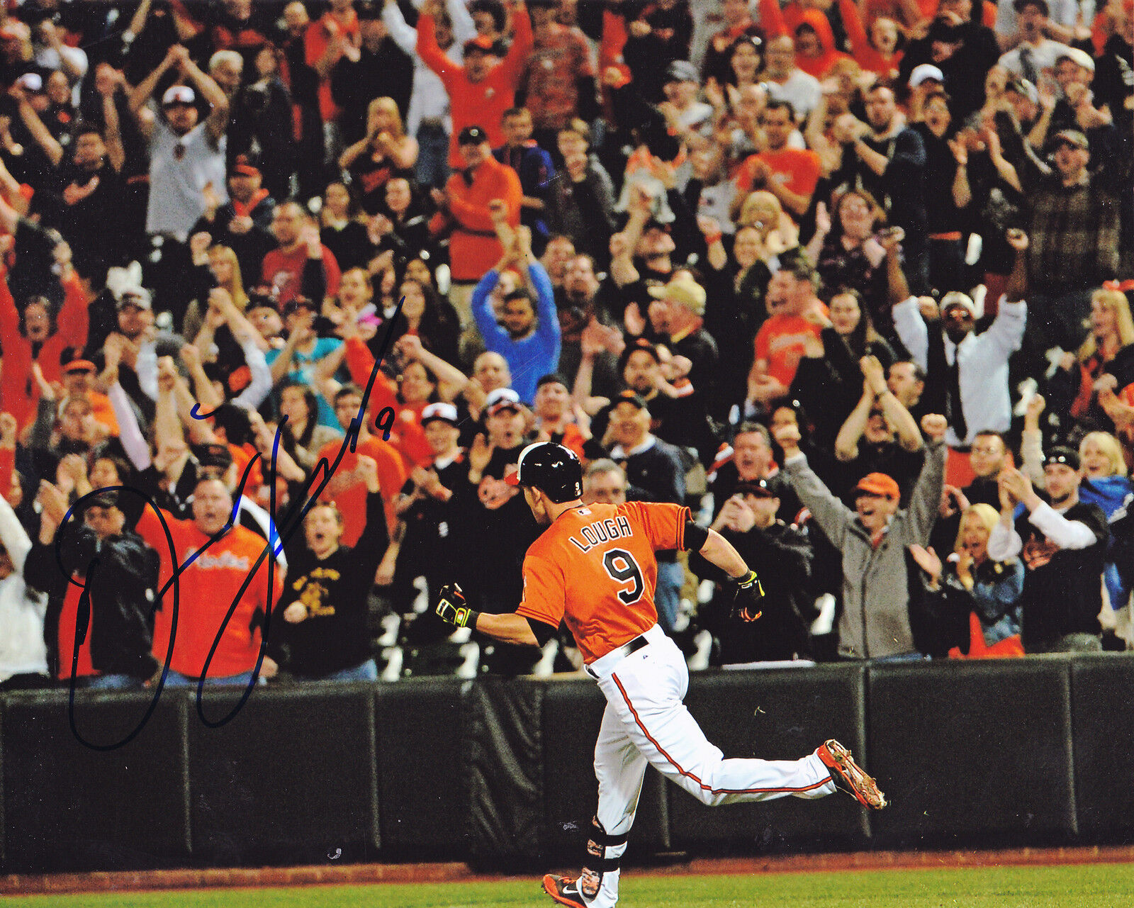 DAVID LOUGH BALTIMORE ORIOLES ACTION SIGNED 8x10