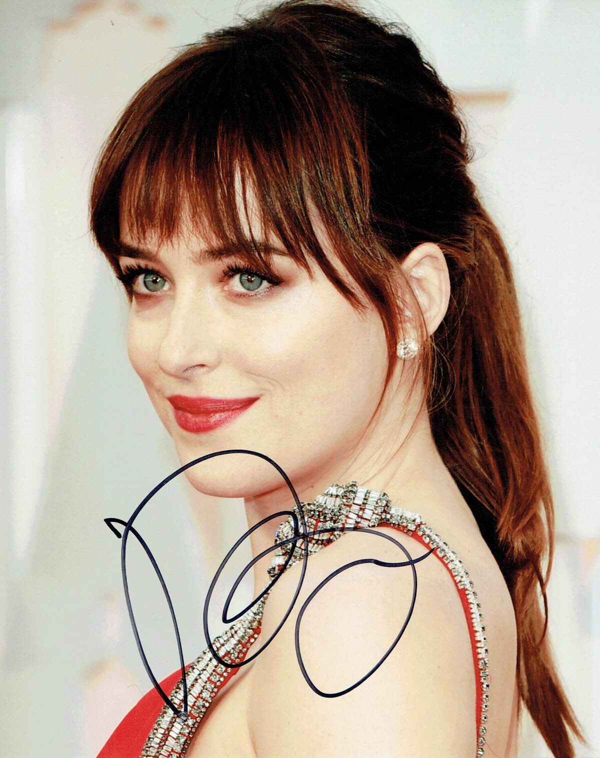 Dakota JOHNSON SIGNED 10x8 Photo Poster painting Autograph 50 Shades of Grey Actress AFTAL COA