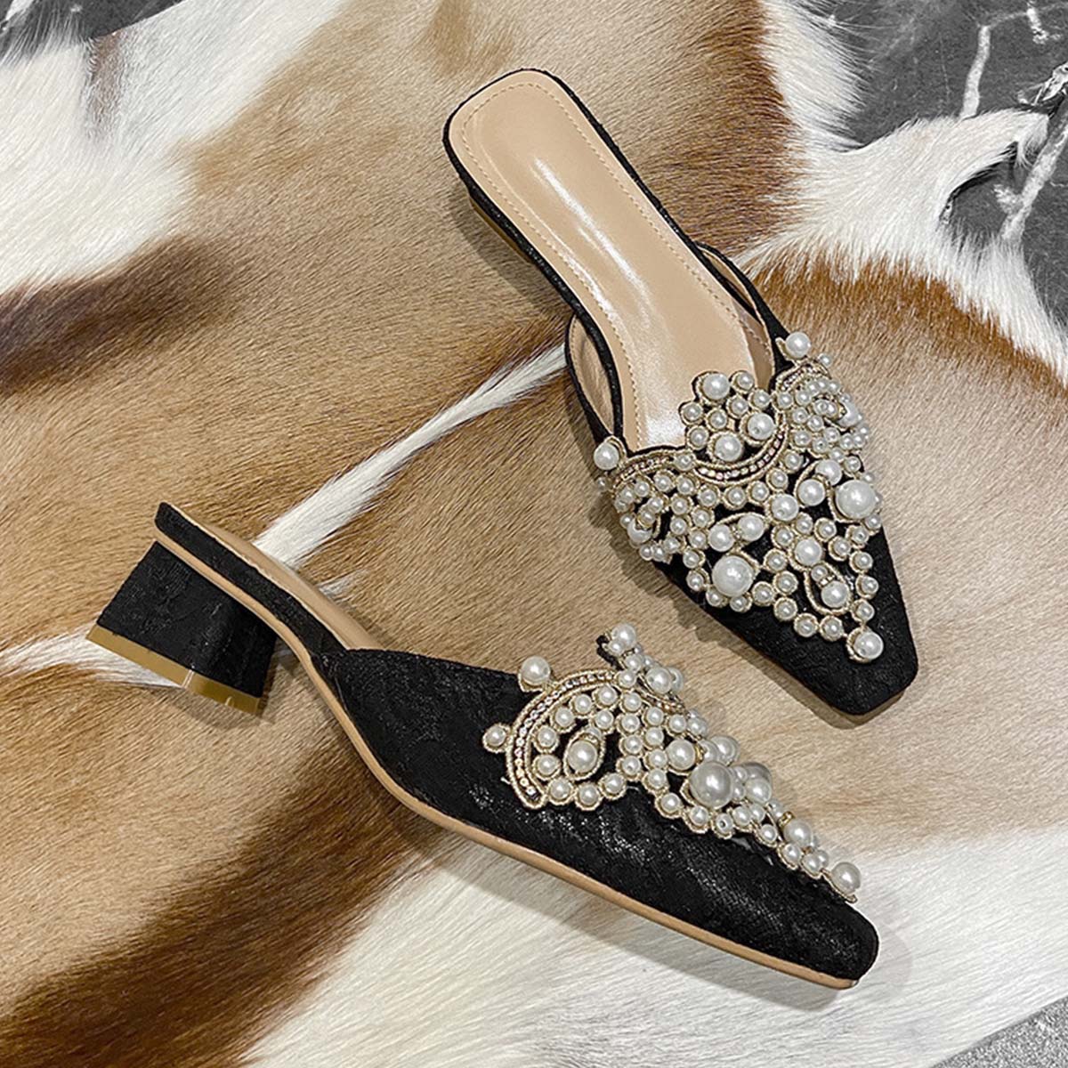 Elegant Black Pearl Embellished Square Toe Mules Slippers 2024 - Flycurvy 