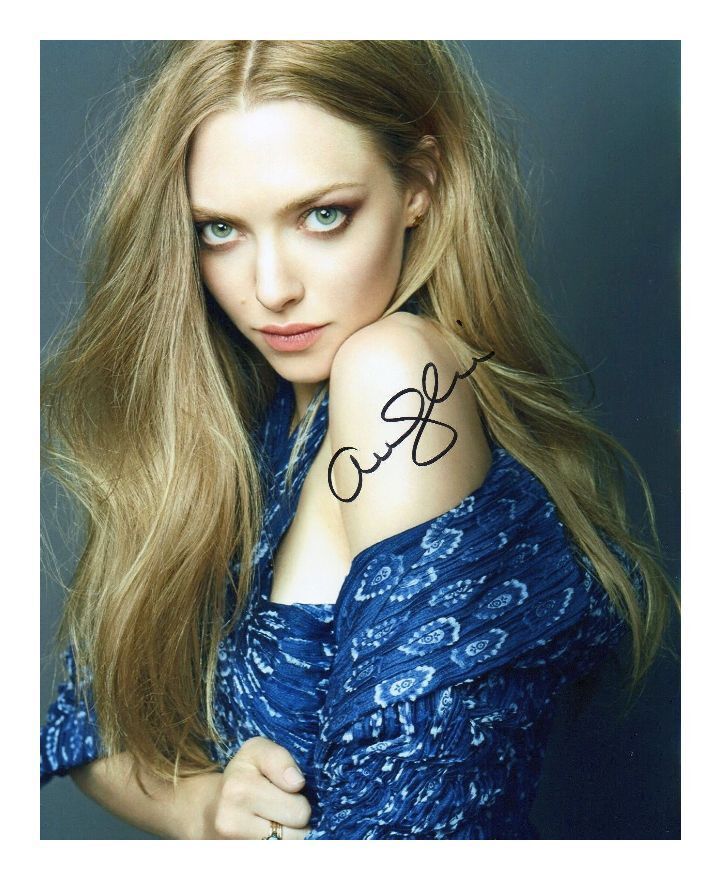 AMANDA SEYFRIED AUTOGRAPHED SIGNED A4 PP POSTER Photo Poster painting PRINT