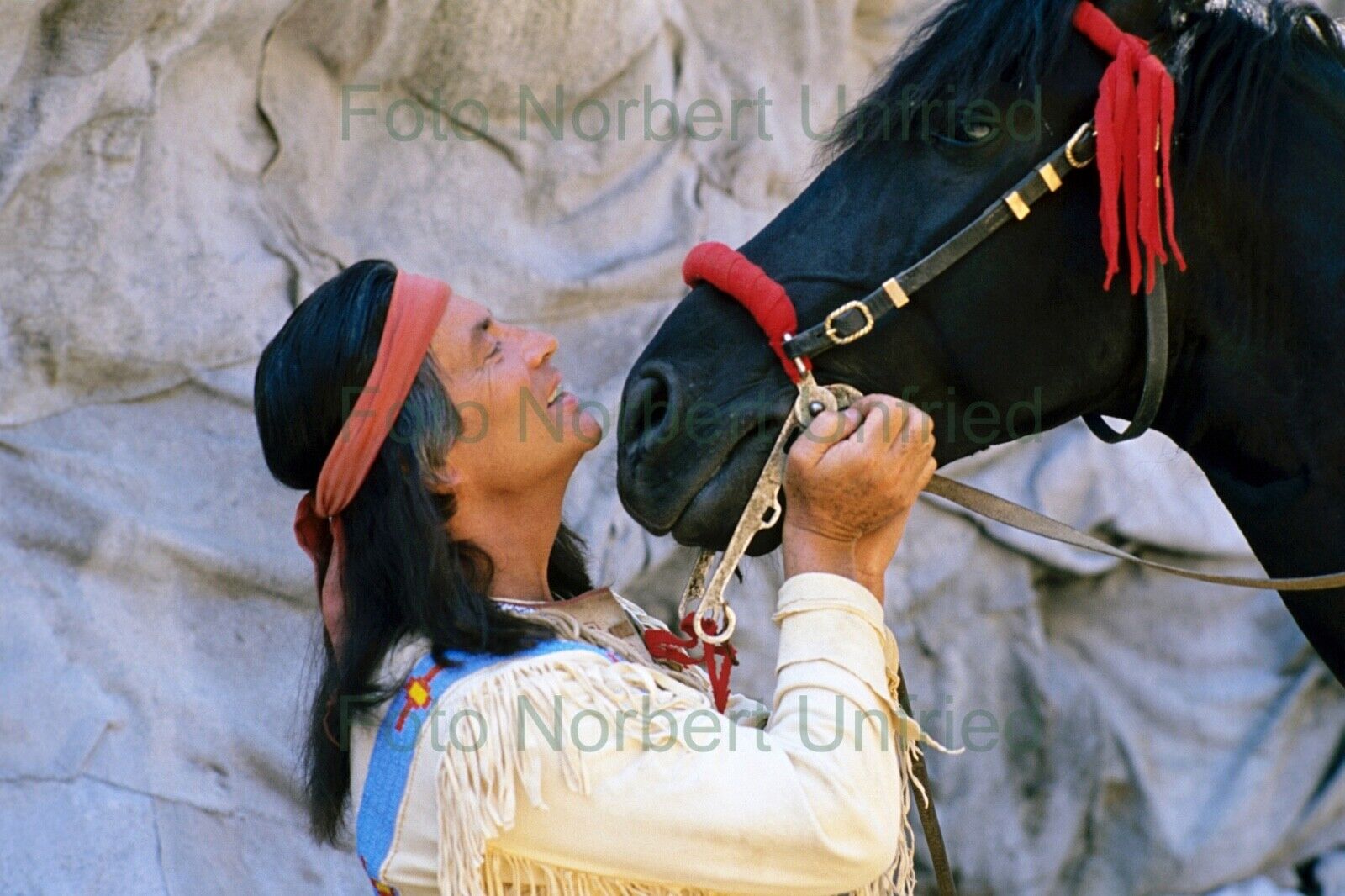 Pierre Brice Horse 20 X 30 CM Photo Poster painting Not Signed Without Autograph Nr 2-69
