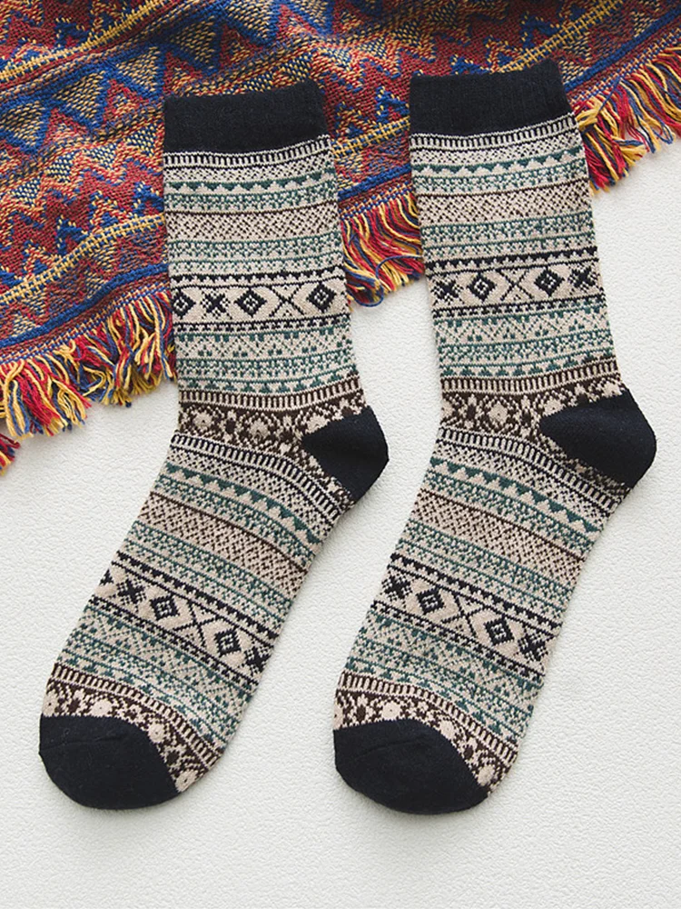 Retro Western Ethnic Geometric Men's Socks