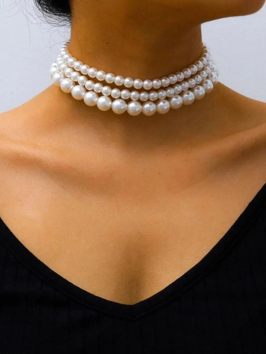 Three Piece Suit Pearl Necklace