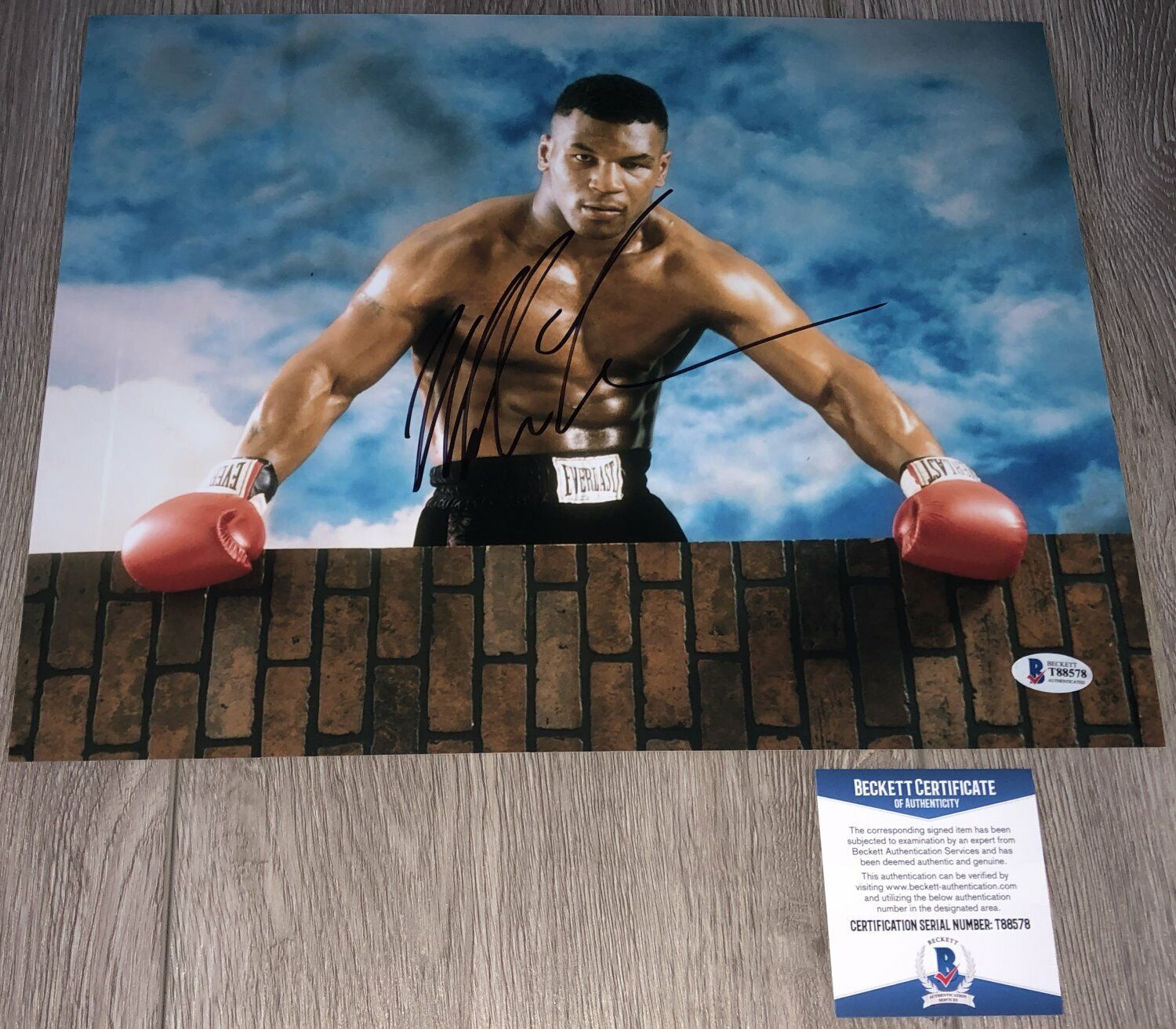 IRON MIKE TYSON SIGNED AUTOGRAPH PUNCH-OUT 11x14 Photo Poster painting w/PROOF & BAS BECKETT COA